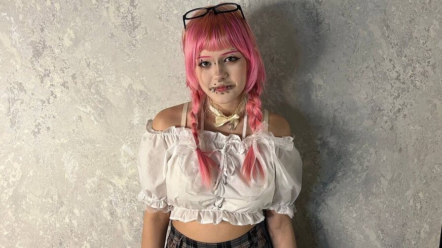 MikaVatashi